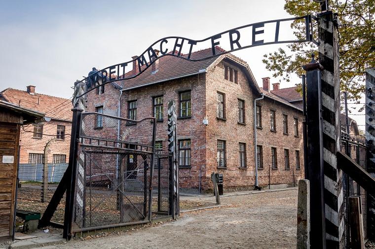 dark tourism